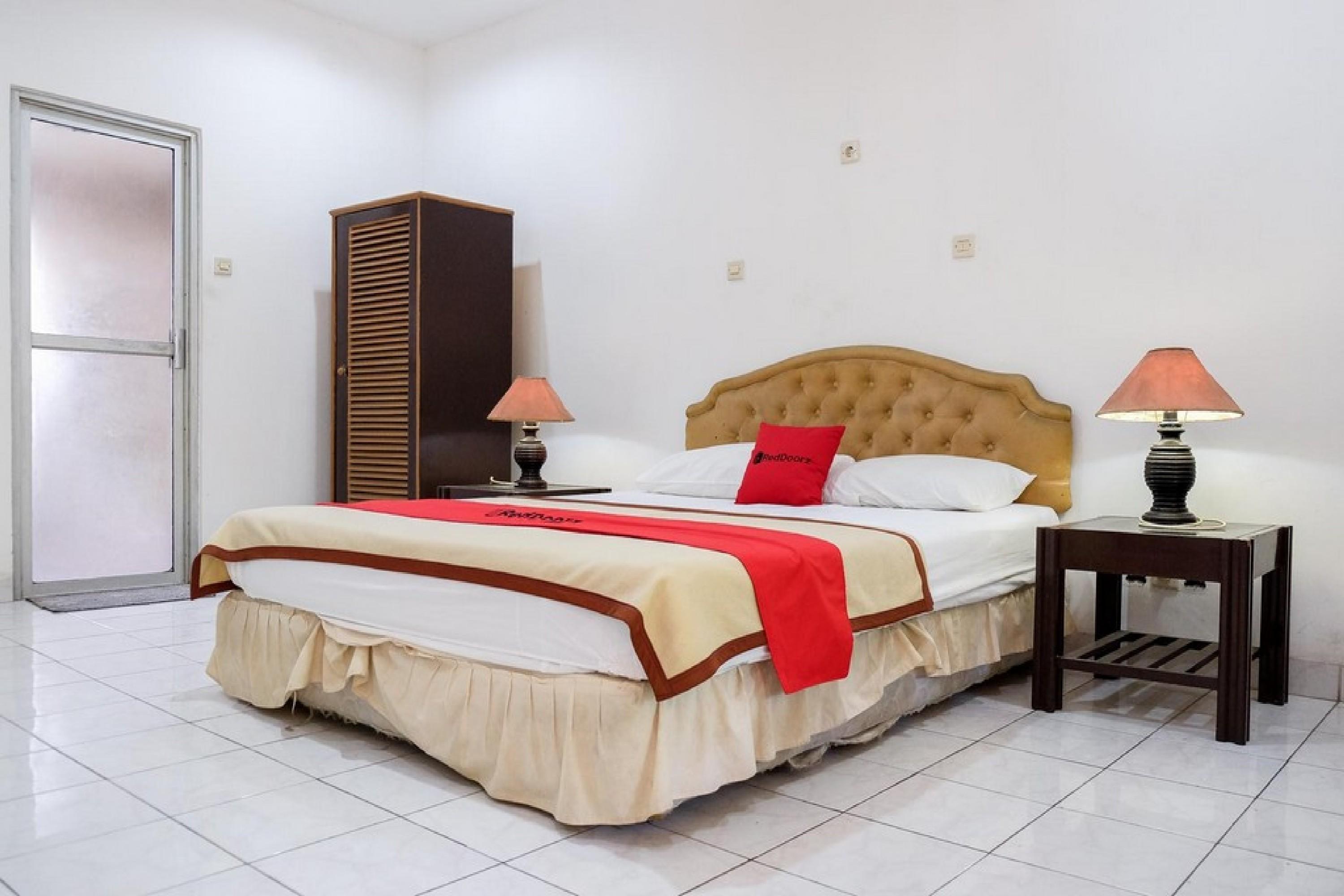 Reddoorz Plus Near Jalan Baru Богор Екстериор снимка
